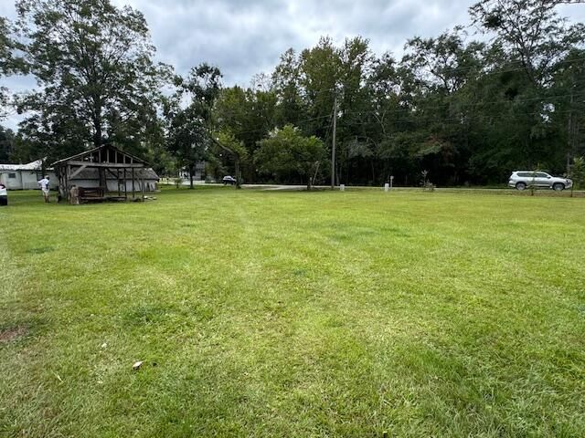 5790 Highway 165 Photo 10