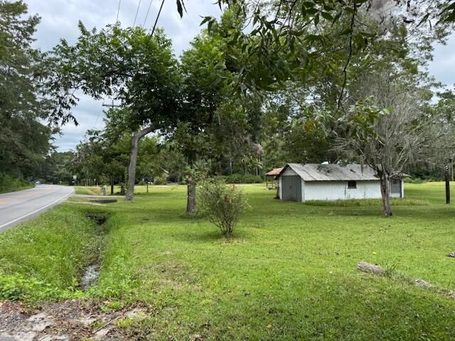 5790 Highway 165 Photo 9