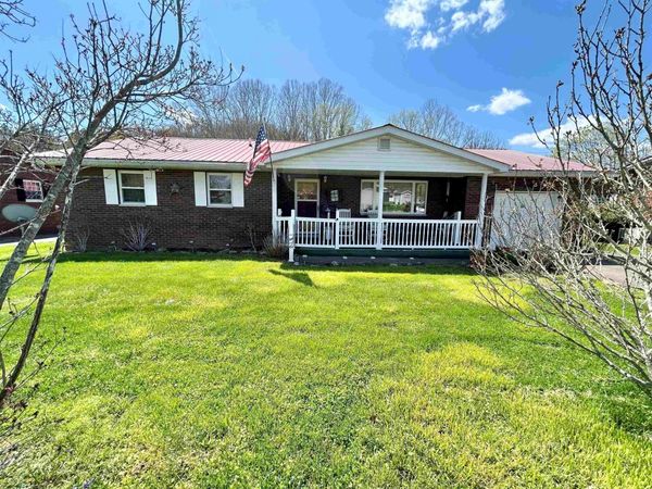 60 Garrett Drive, Wayne, WV 25570