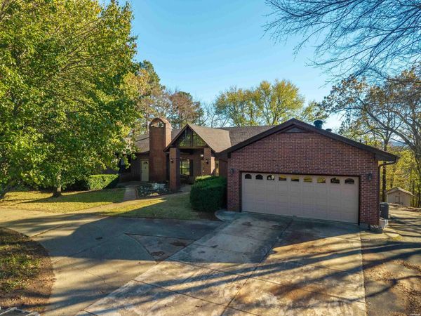 106 PINEHAVEN Place, Hot Springs, AR