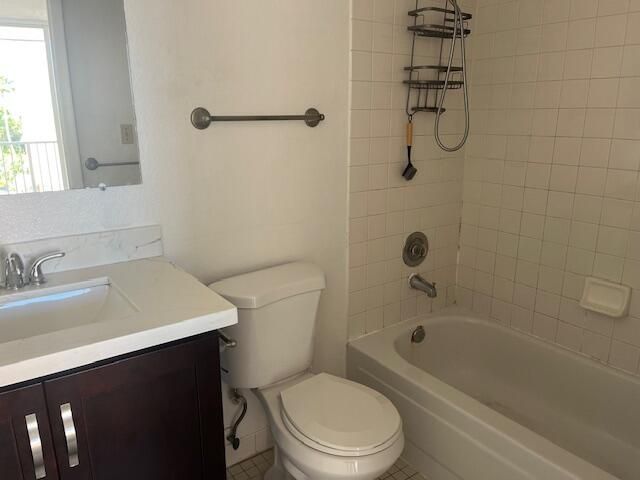 3930 S Roosevelt Boulevard, Unit E301, Key West, FL 33040 Photo