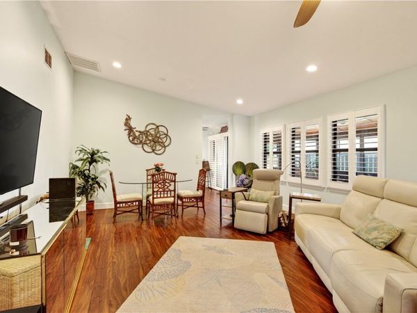 725 Timber Ridge Trail SW, Unit B, Vero Beach, FL 32962