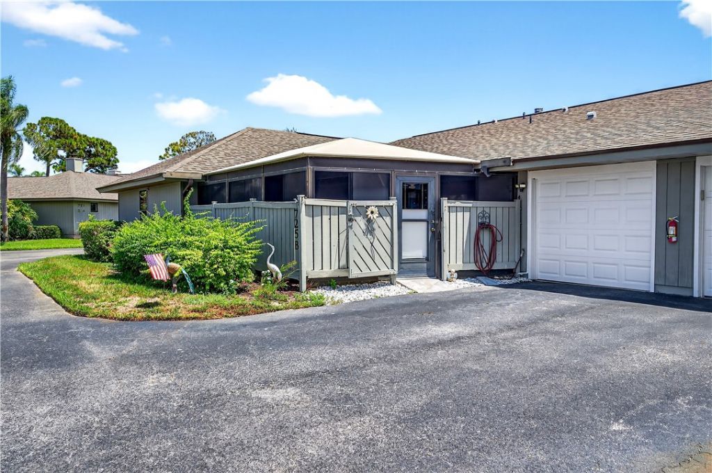 725 Timber Ridge Trail Sw, Unit B, Vero Beach, FL 32962 Photo