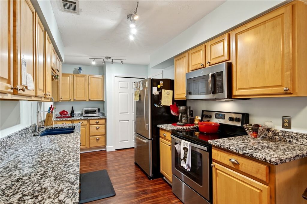 725 Timber Ridge Trail Sw, Unit B, Vero Beach, FL 32962 Photo