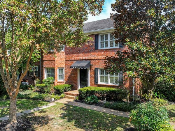 1148 Granny White Ct, Nashville, TN 37204