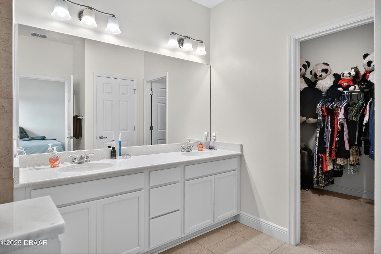 4398 Lago Vista Drive, Micco, FL 32976 Photo