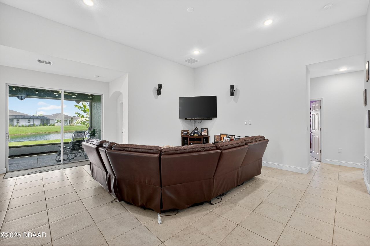 4398 Lago Vista Drive, Micco, FL 32976 Photo