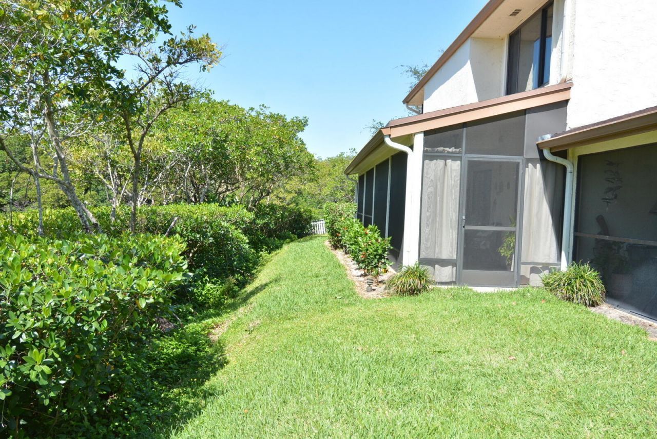 950 S Kanner Highway, Unit Th-9, Stuart, FL 34994 Photo