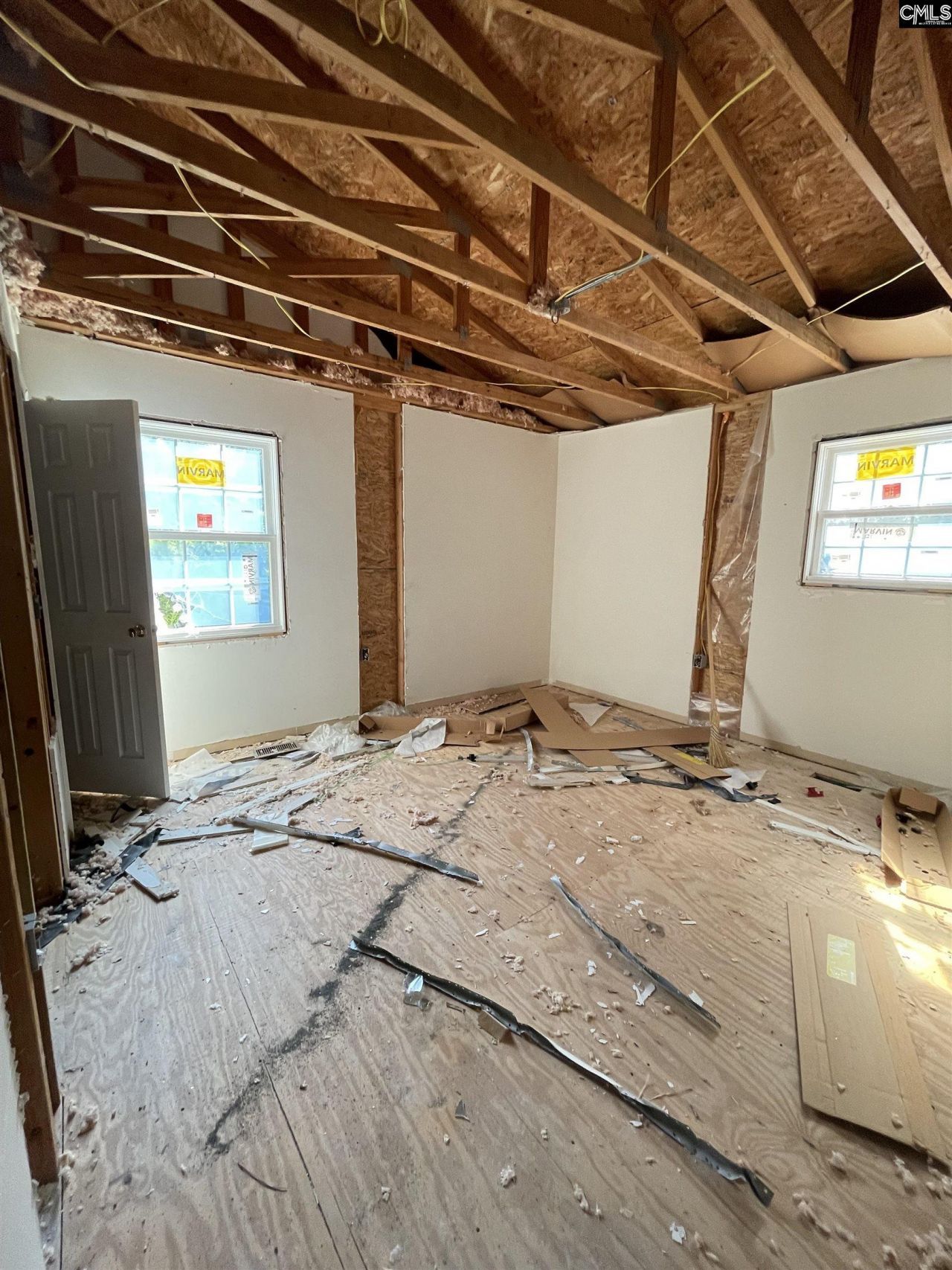 243 Bridalwreath Drive Photo 29