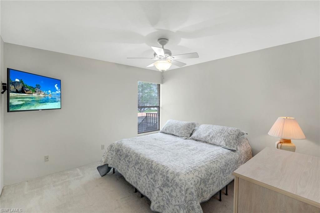 5585 Trailwinds Dr, Unit 326, Fort Myers, FL 33907 Photo