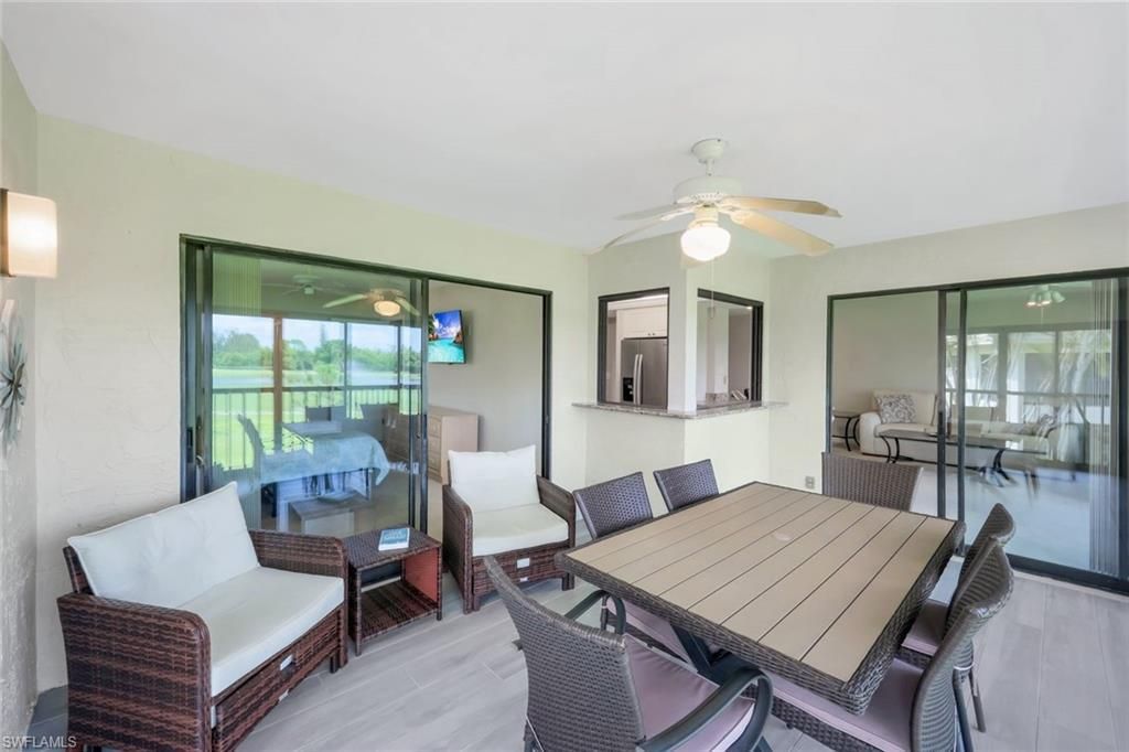 5585 Trailwinds Dr, Unit 326, Fort Myers, FL 33907 Photo