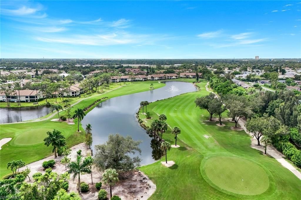 5585 Trailwinds Dr, Unit 326, Fort Myers, FL 33907 Photo