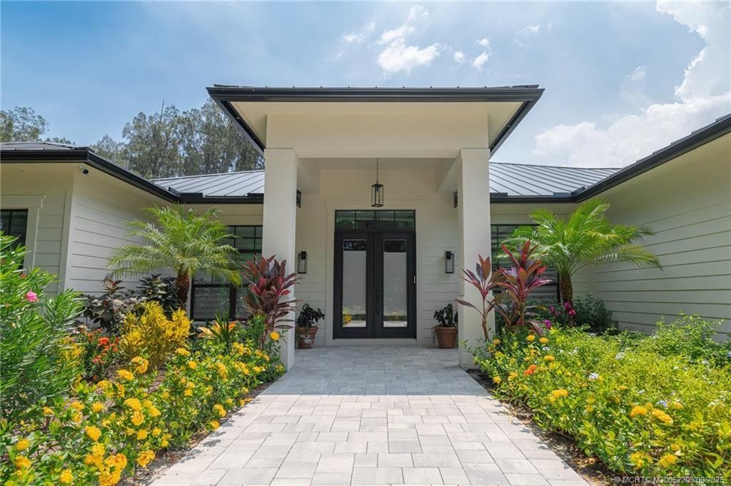 3800 SE Bent Banyan Way, Stuart, FL 34997 Photo