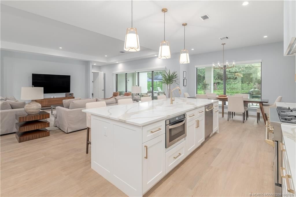 3800 SE Bent Banyan Way, Stuart, FL 34997 Photo