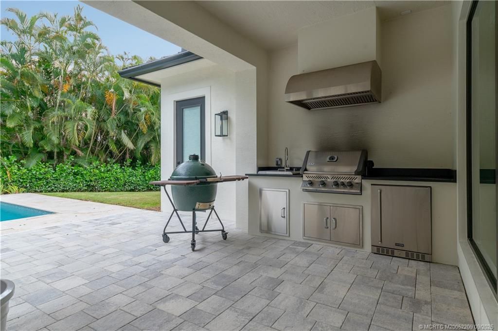 3800 SE Bent Banyan Way, Stuart, FL 34997 Photo