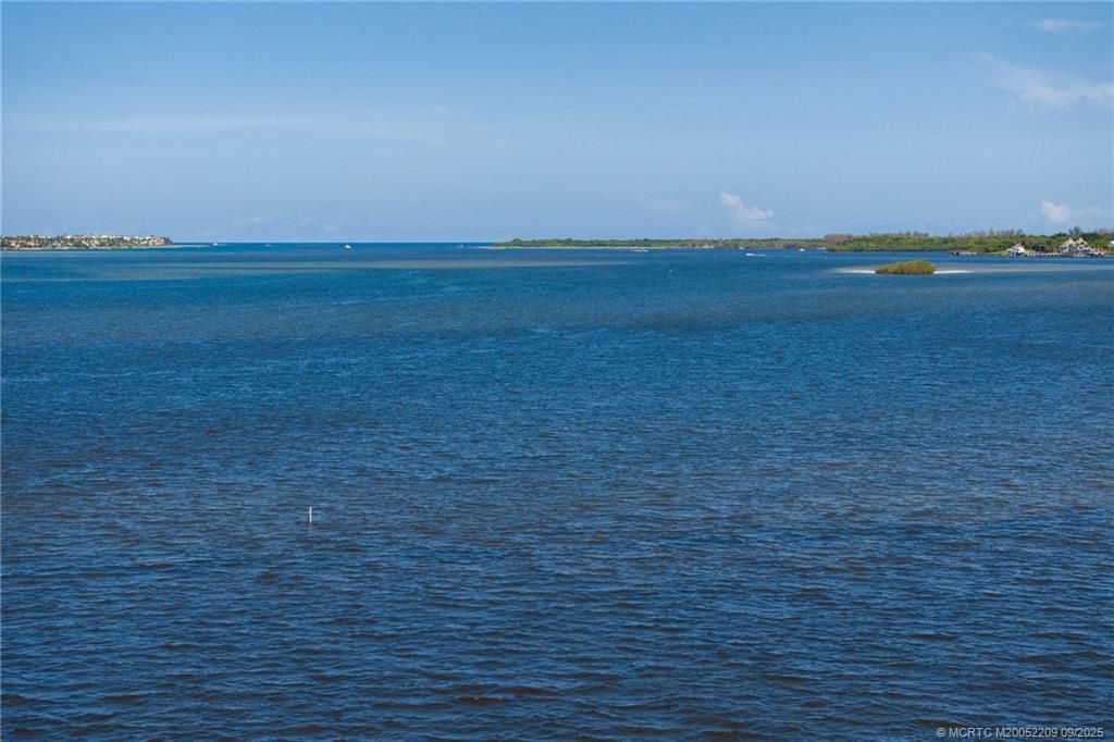3800 SE Bent Banyan Way, Stuart, FL 34997 Photo