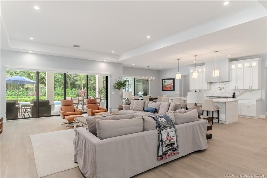 3800 SE Bent Banyan Way, Stuart, FL 34997 Photo