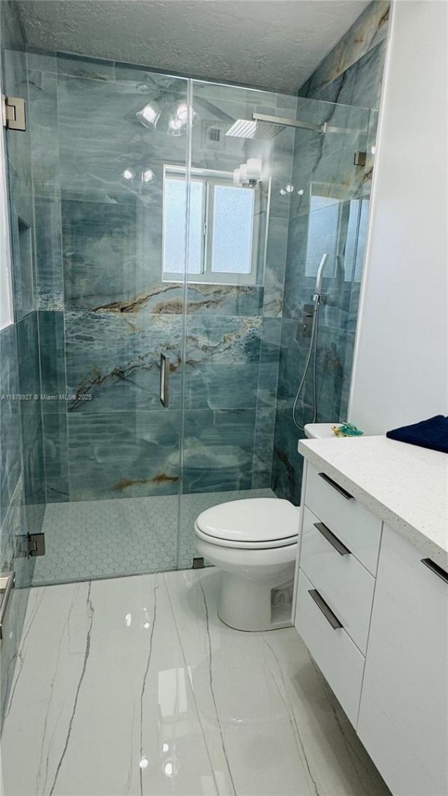 443 4th Rd, Key Largo, FL 33037 Photo