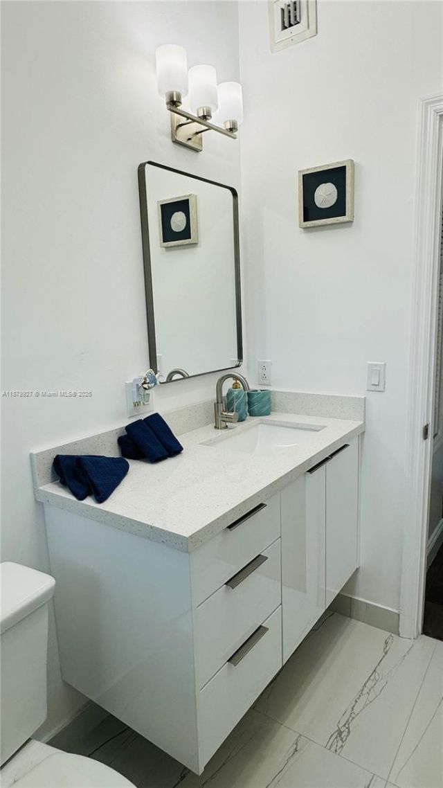 443 4th Rd, Key Largo, FL 33037 Photo