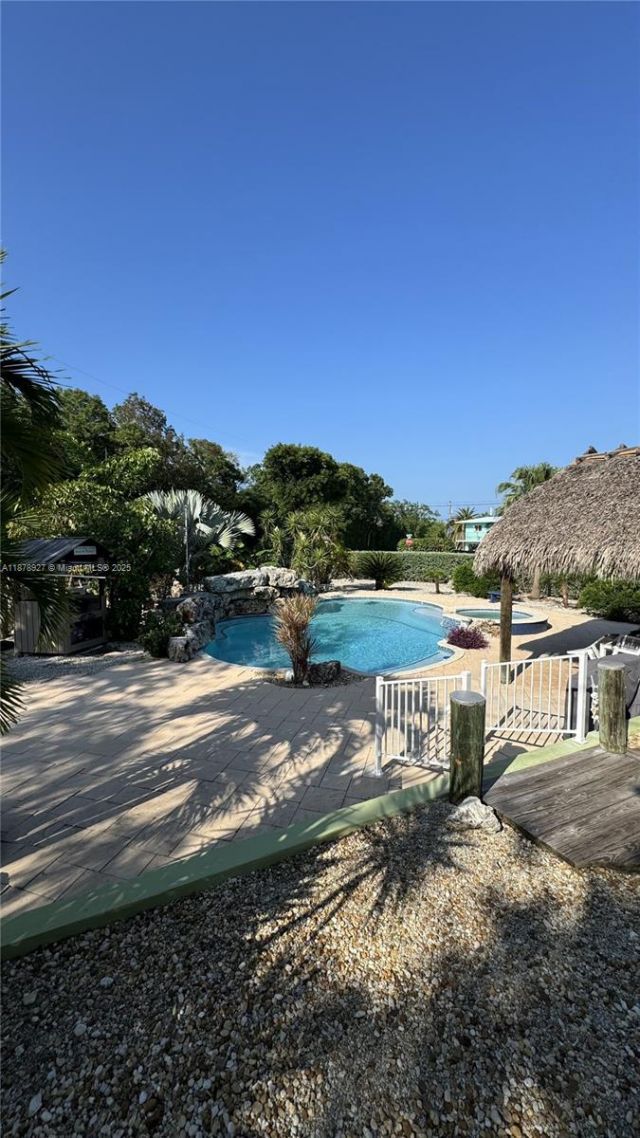 443 4th Rd, Key Largo, FL 33037 Photo