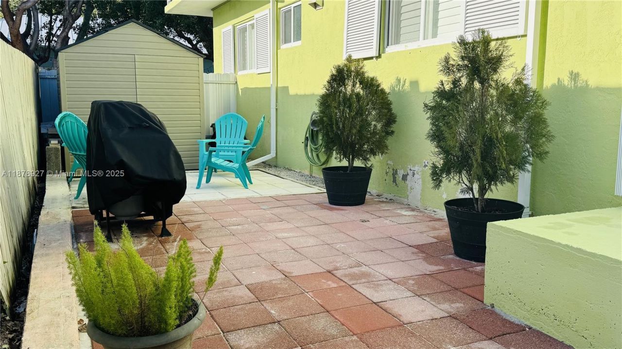 443 4th Rd, Key Largo, FL 33037 Photo