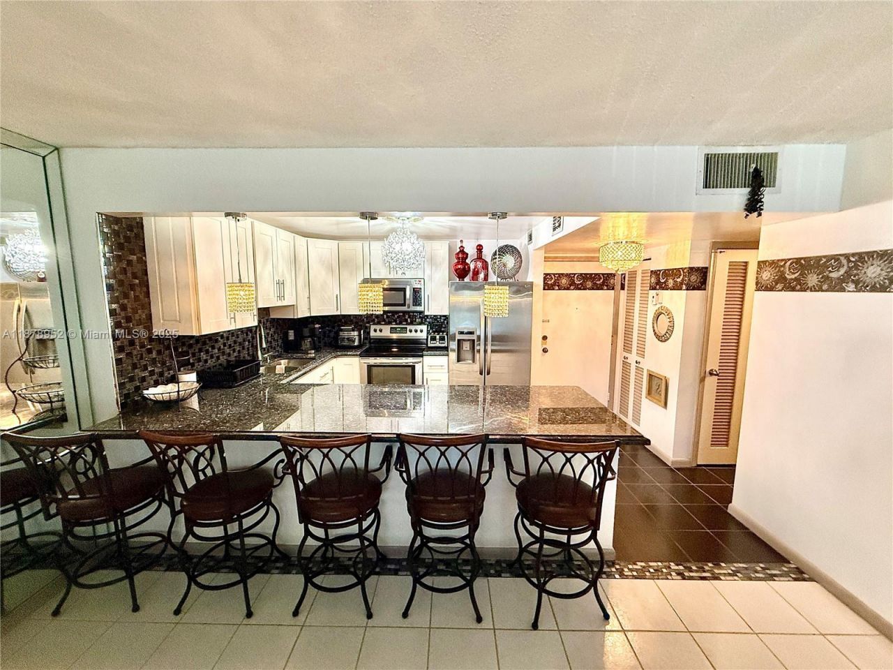 1801 S Ocean Dr, Unit 233, Hallandale Beach, FL 33009 Photo