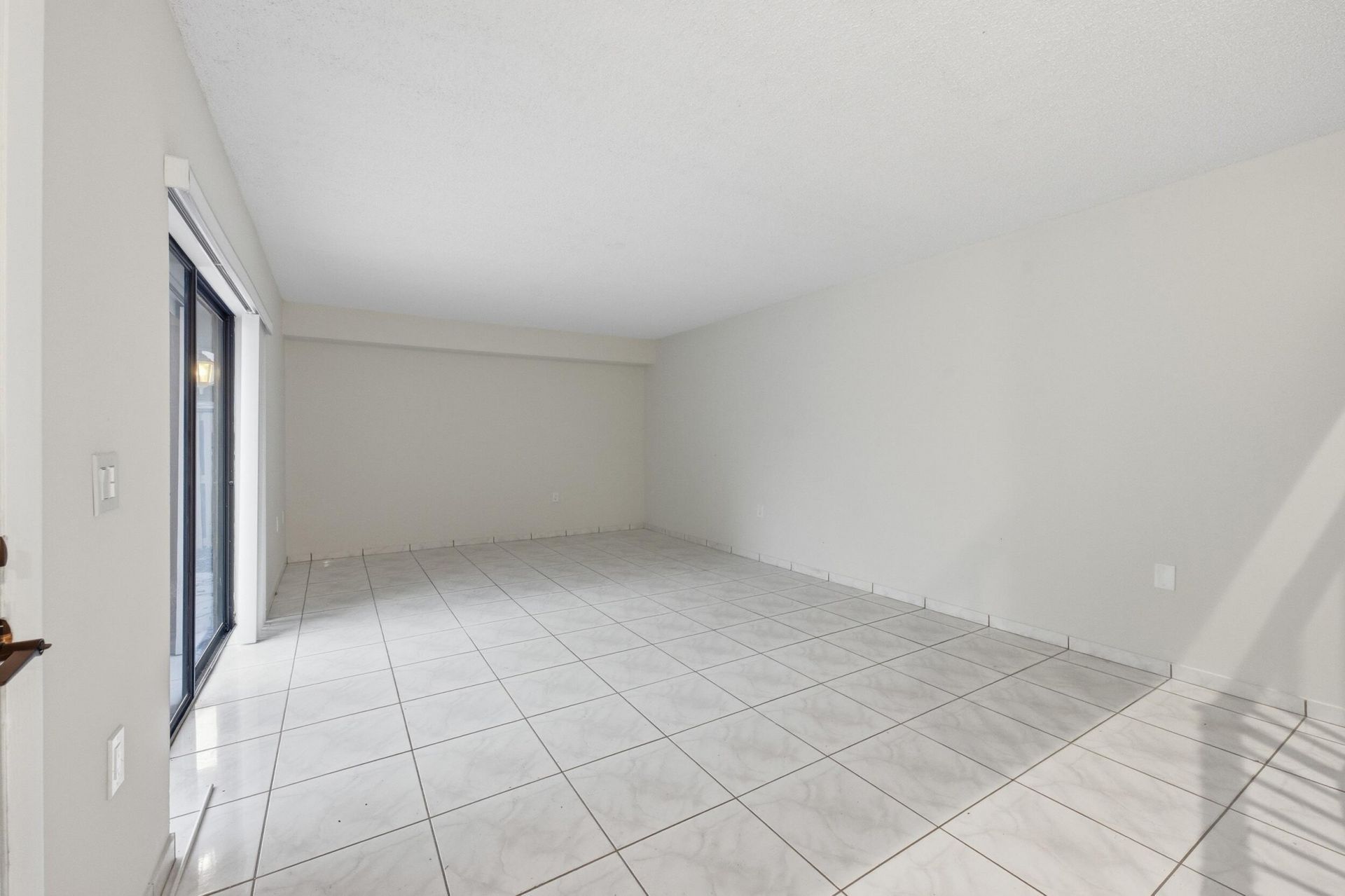 6608 66th Way, West Palm Beach, FL 33409 Photo