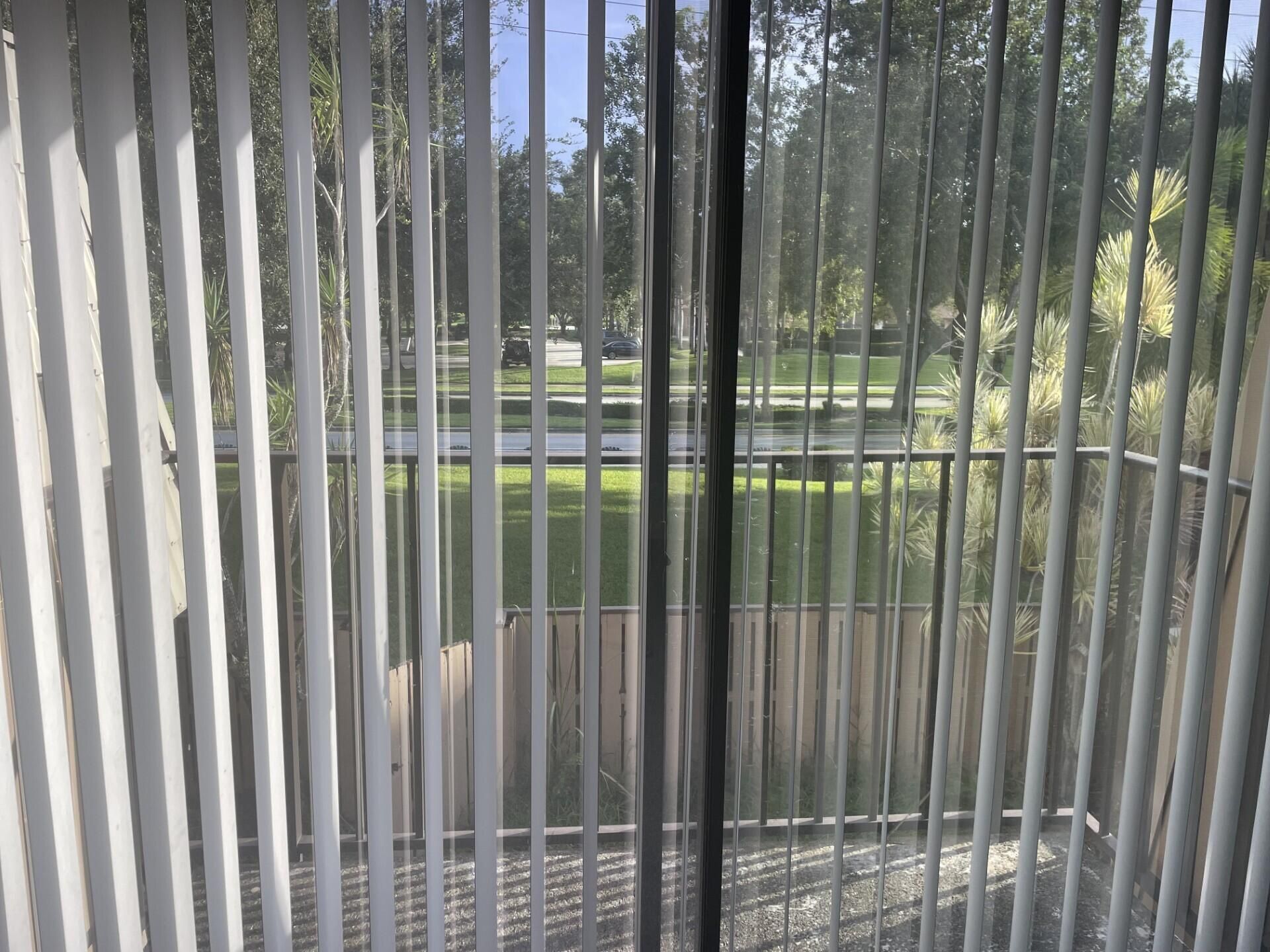 6608 66th Way, West Palm Beach, FL 33409 Photo