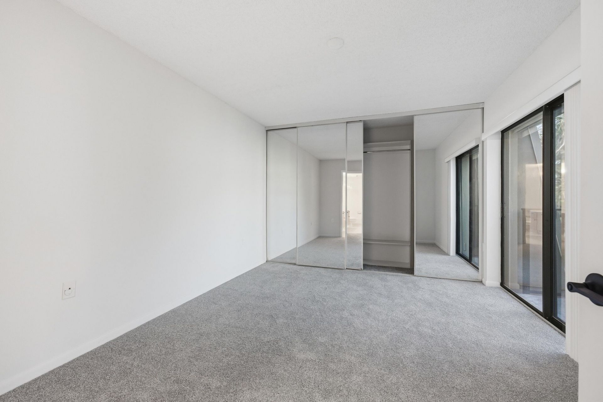 6608 66th Way, West Palm Beach, FL 33409 Photo