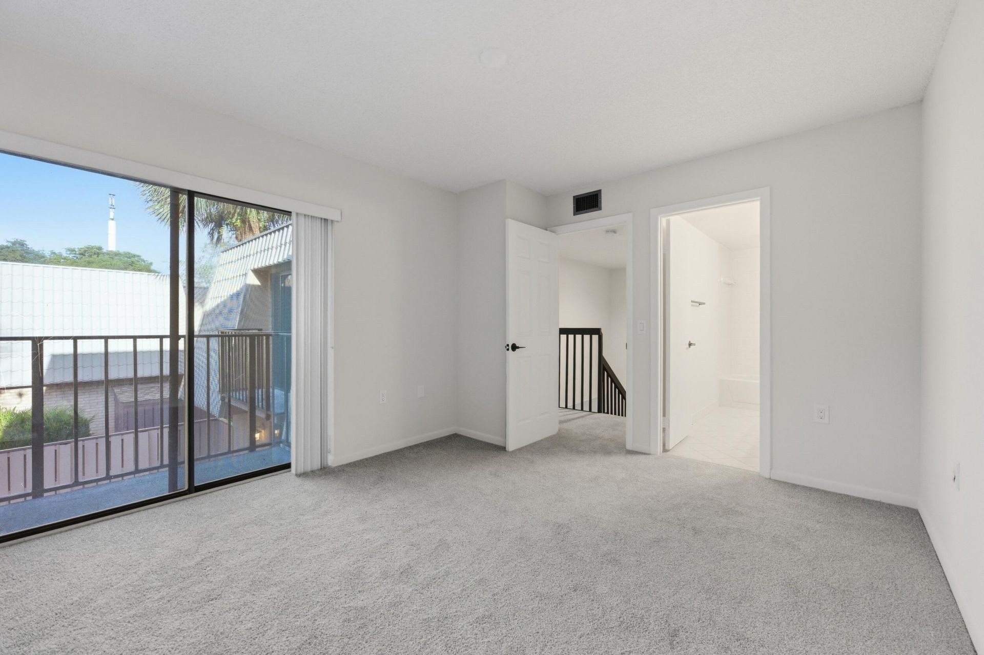 6608 66th Way, West Palm Beach, FL 33409 Photo