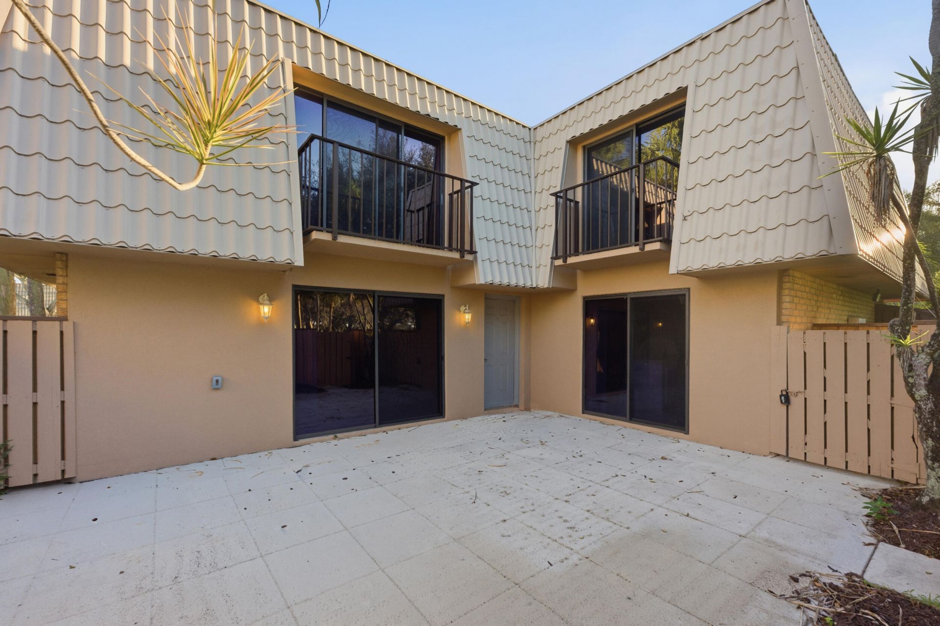 6608 66th Way, West Palm Beach, FL 33409 Photo