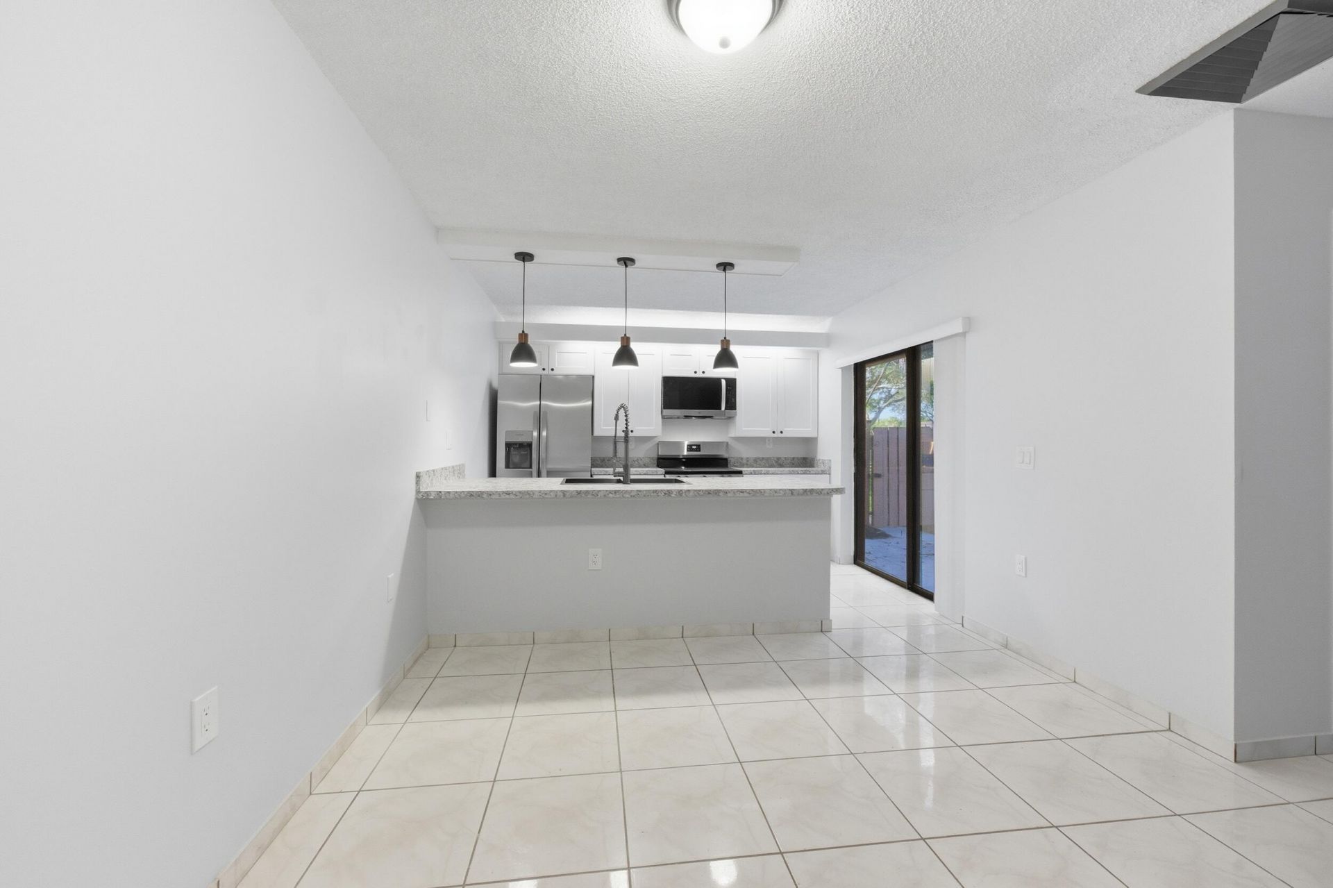 6608 66th Way, West Palm Beach, FL 33409 Photo