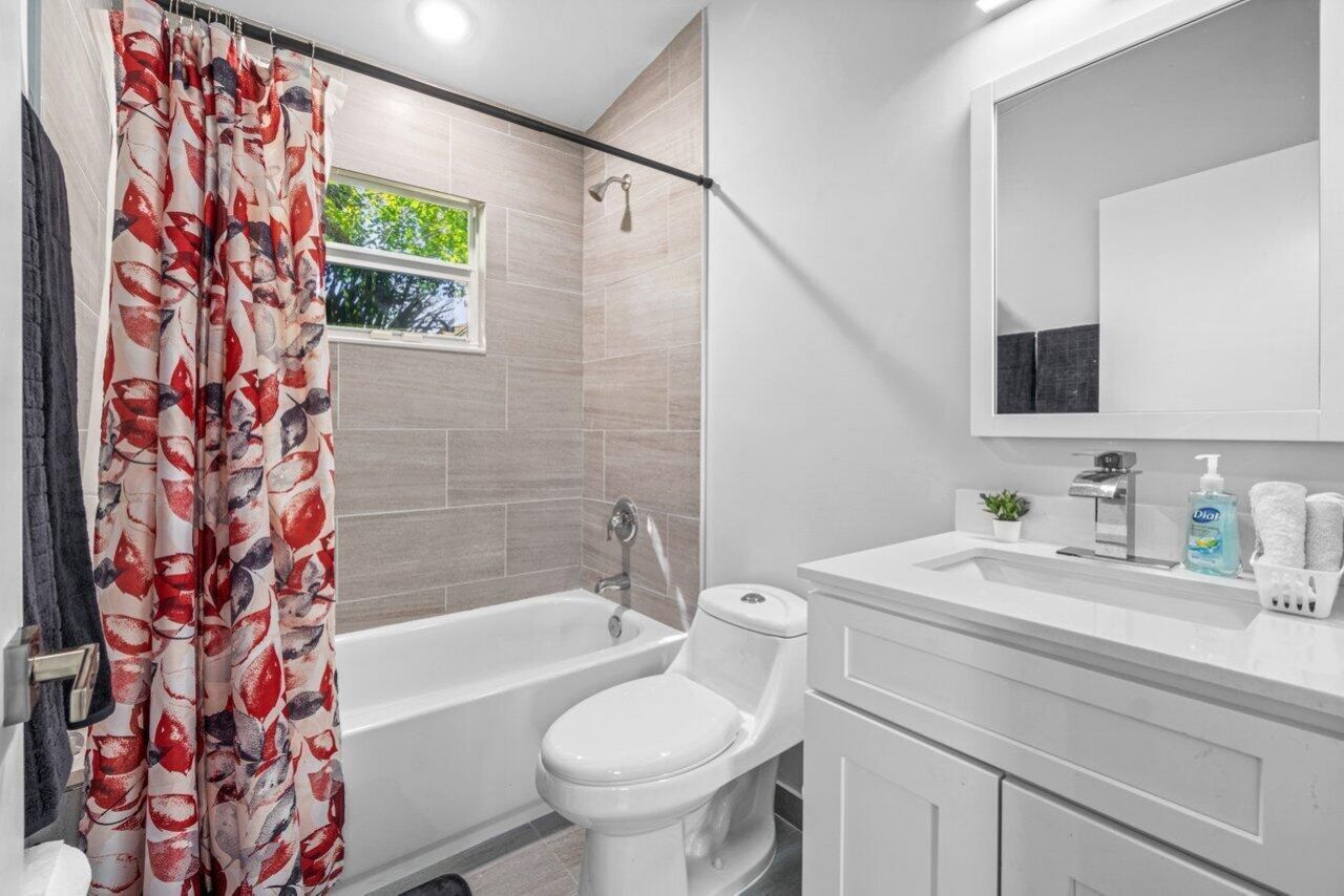 408 SW 4th Street, Delray Beach, FL 33444 Photo