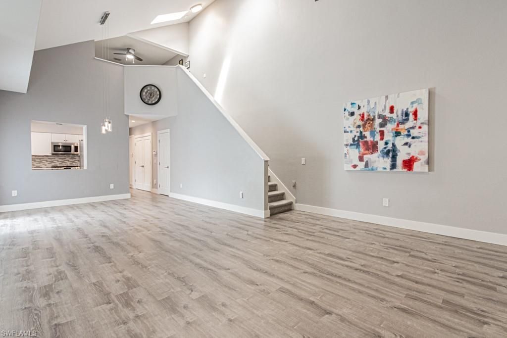 4544 Court Way, Unit 18D, Naples, FL 34109 Photo