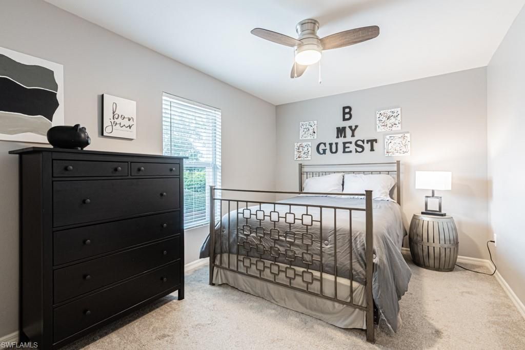 4544 Court Way, Unit 18D, Naples, FL 34109 Photo