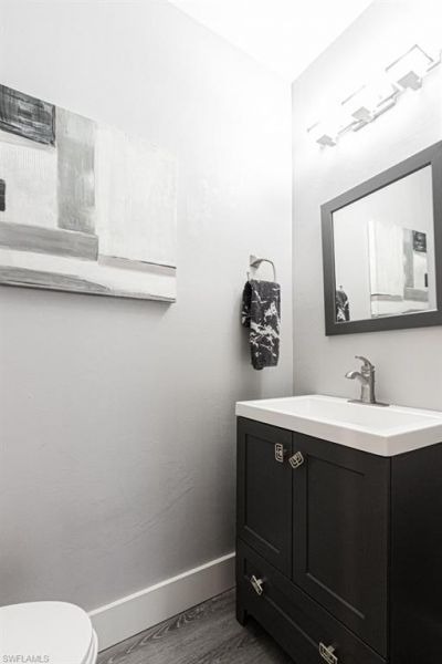 4544 Court Way, Unit 18D, Naples, FL 34109 Photo