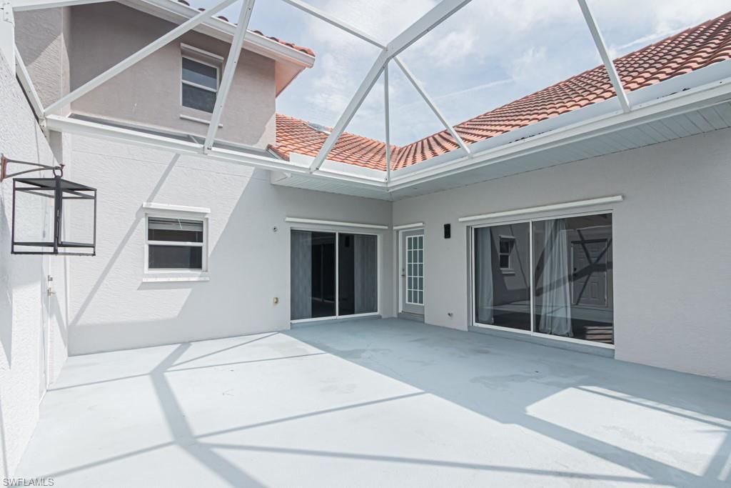 4544 Court Way, Unit 18D, Naples, FL 34109 Photo