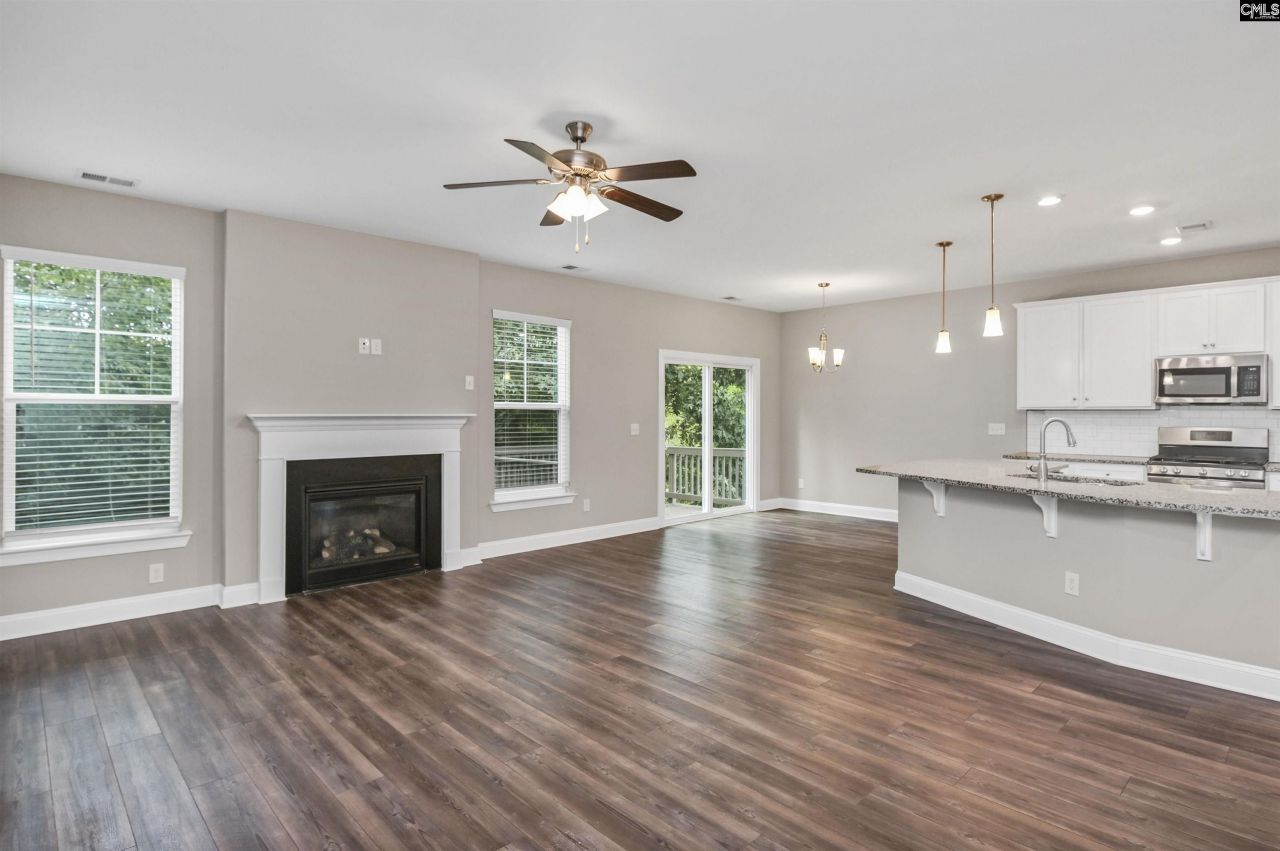 357 Southberry Way Photo 11