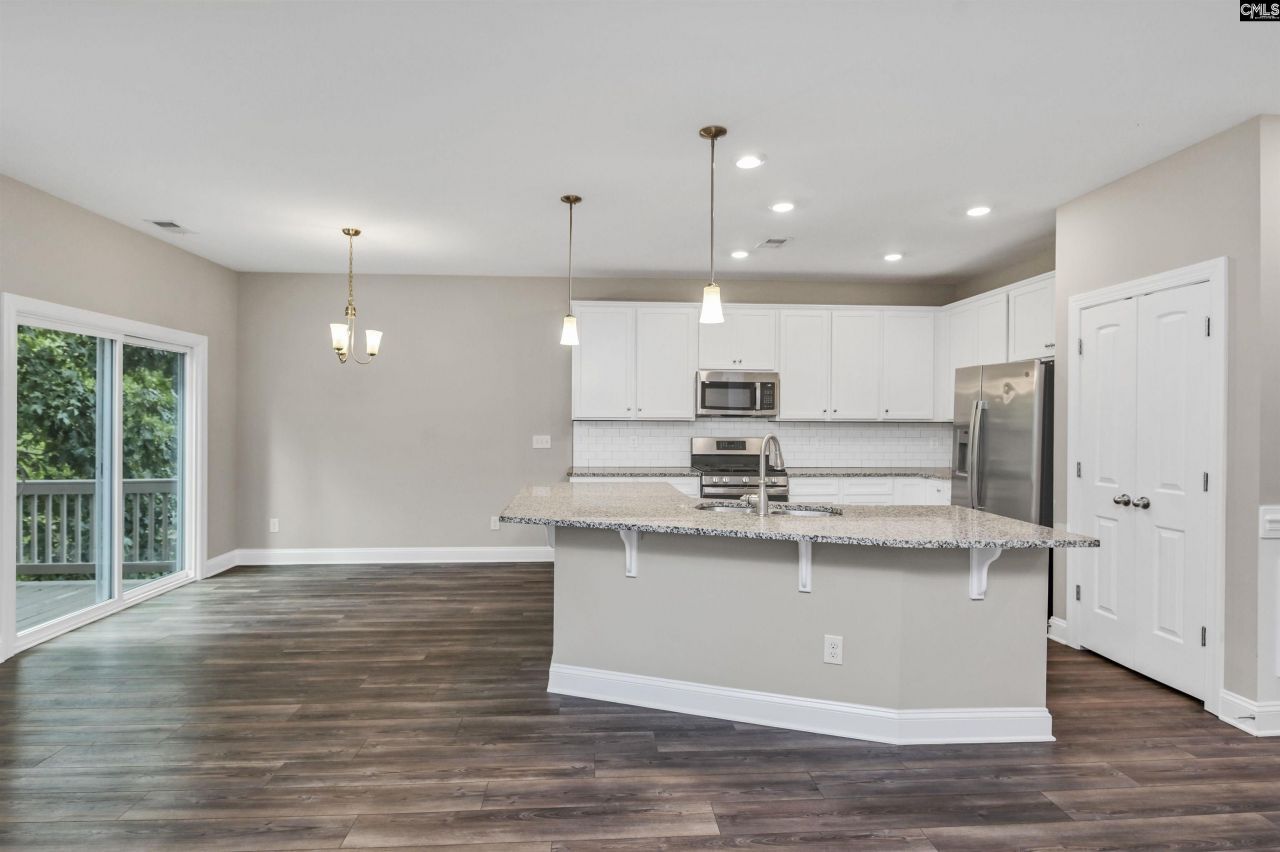 357 Southberry Way Photo 12