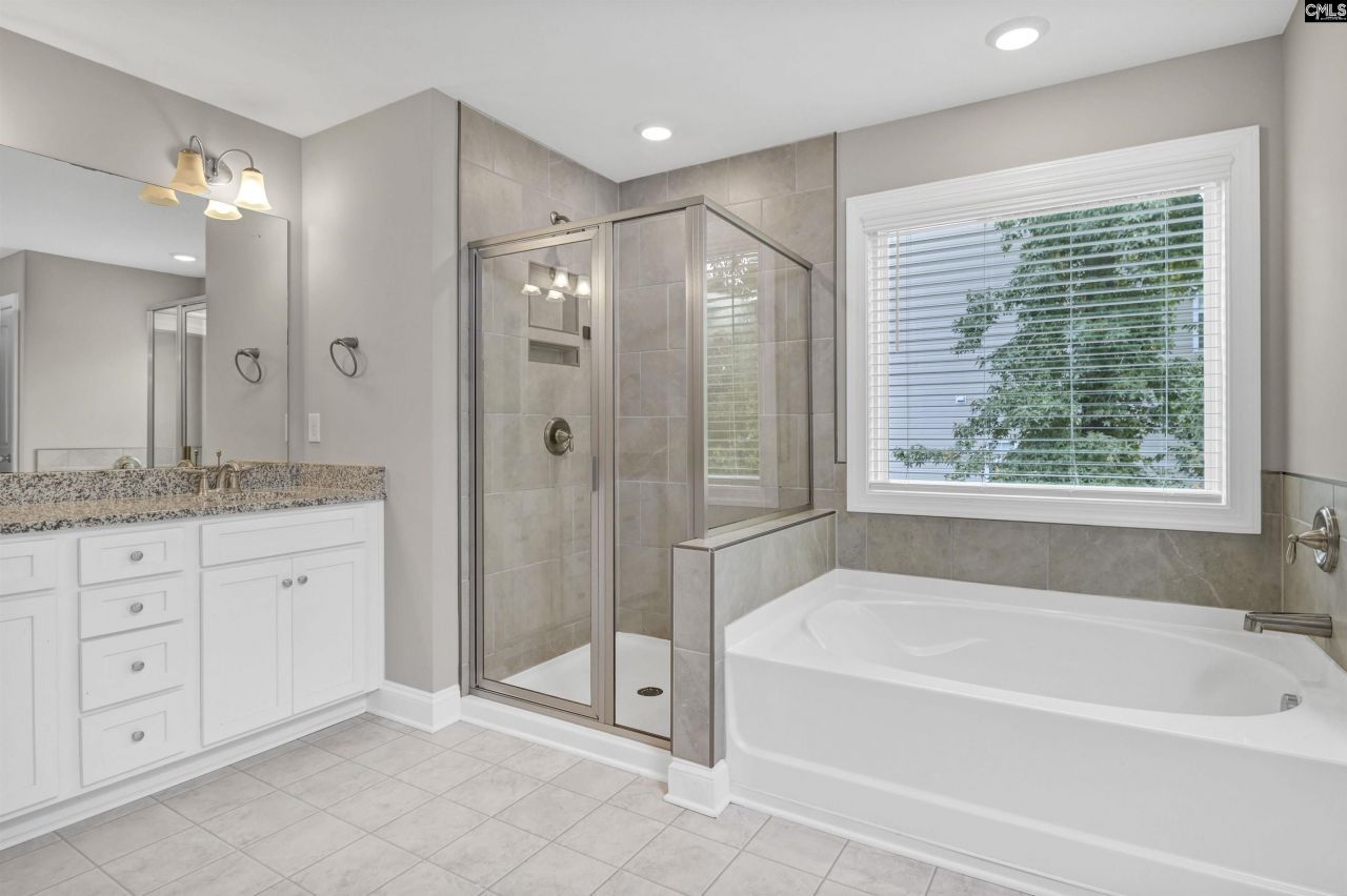 357 Southberry Way Photo 31