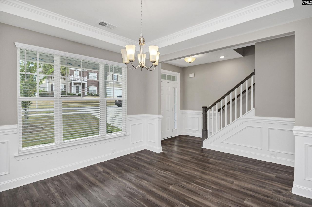 357 Southberry Way Photo 6