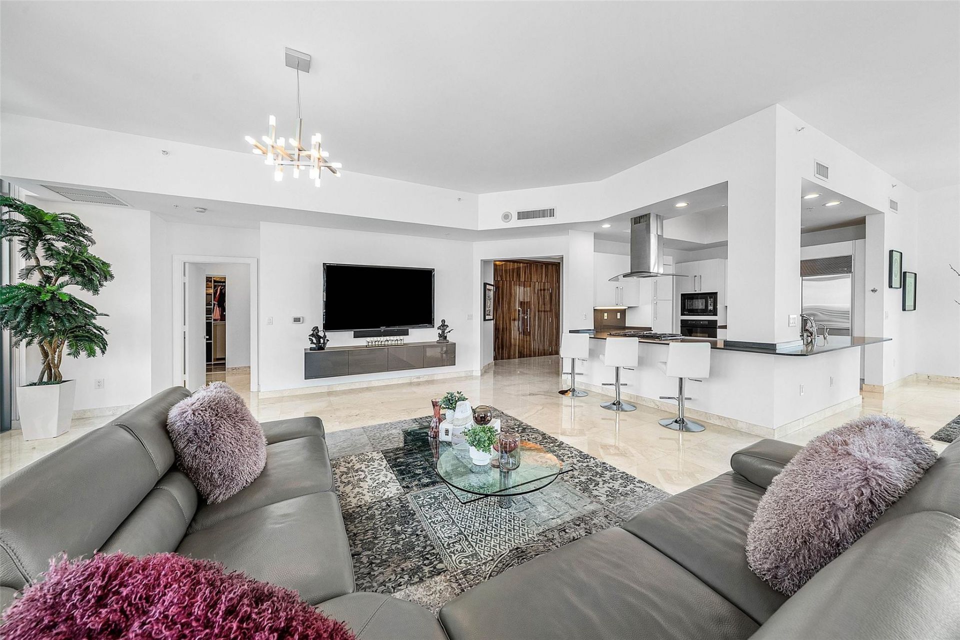 3535 S Ocean Drive, Unit 2605, Hollywood, FL 33019 Photo