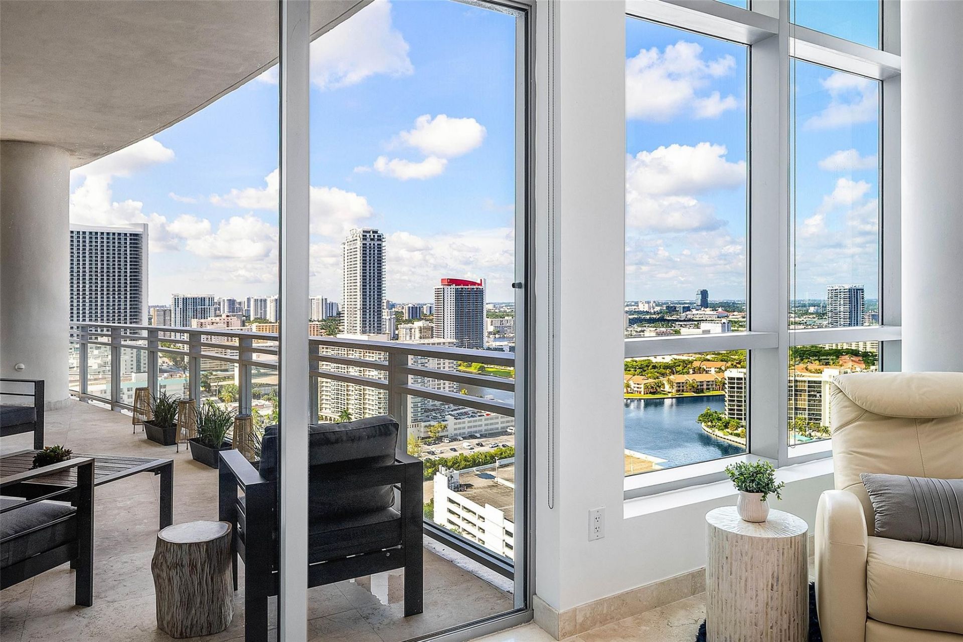 3535 S Ocean Drive, Unit 2605, Hollywood, FL 33019 Photo