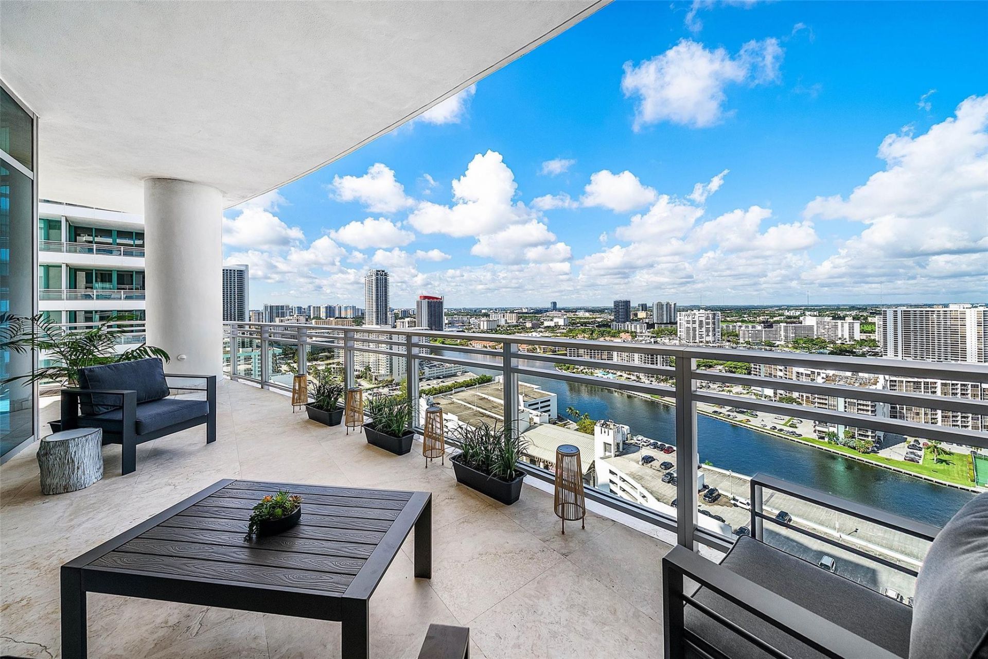 3535 S Ocean Drive, Unit 2605, Hollywood, FL 33019 Photo