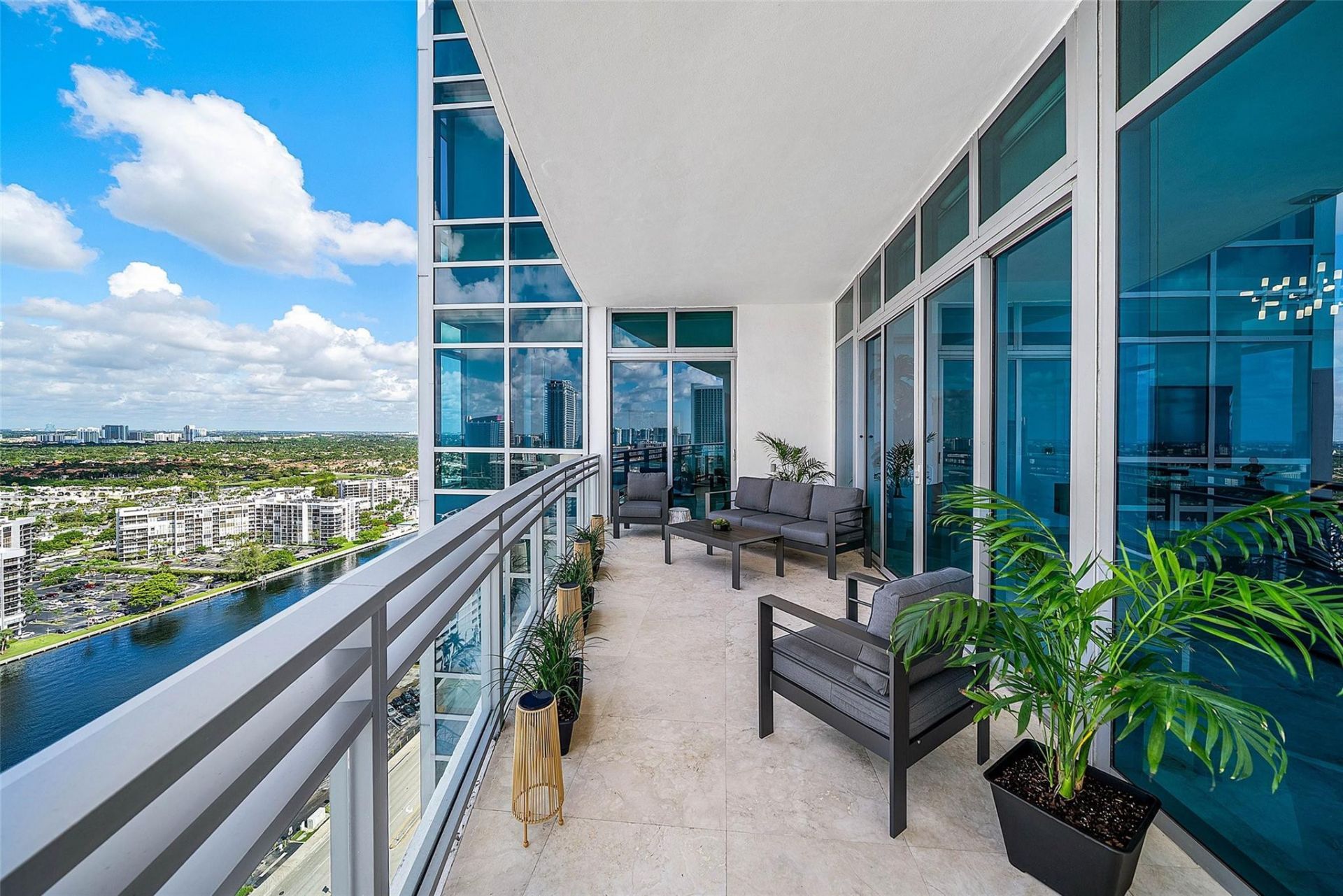 3535 S Ocean Drive, Unit 2605, Hollywood, FL 33019 Photo