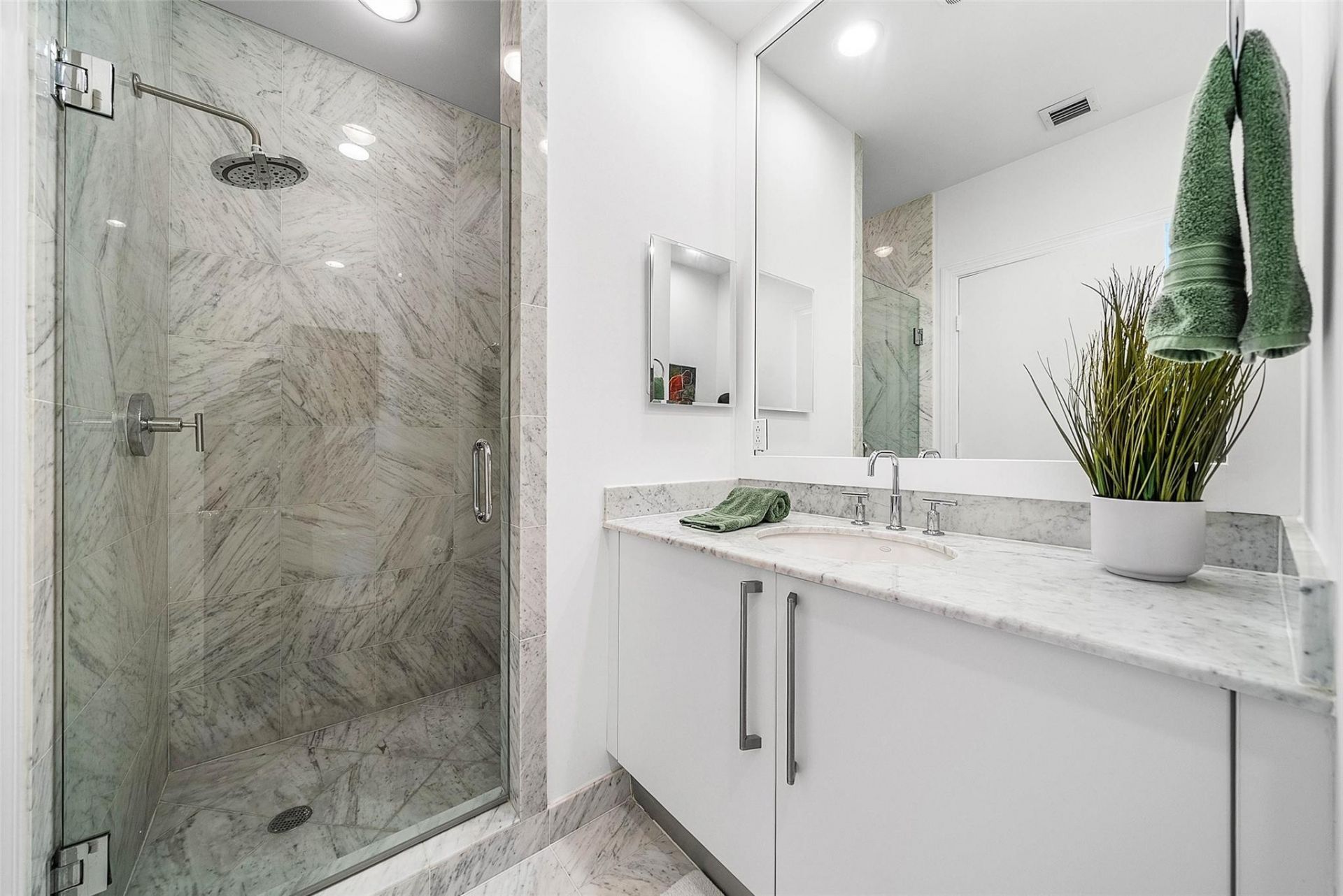 3535 S Ocean Drive, Unit 2605, Hollywood, FL 33019 Photo