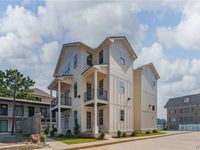 975 15th Avenue Unit 301