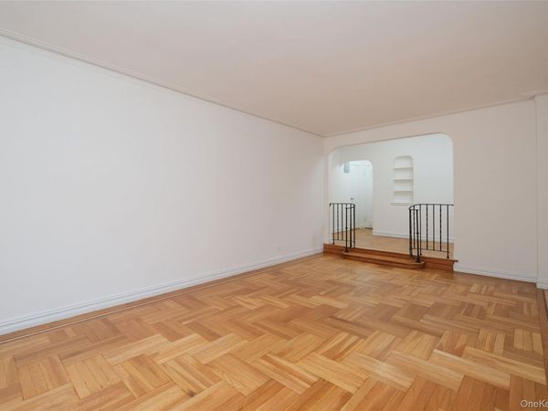 2685 Creston Avenue, Unit 2-L, Bronx, NY 10468