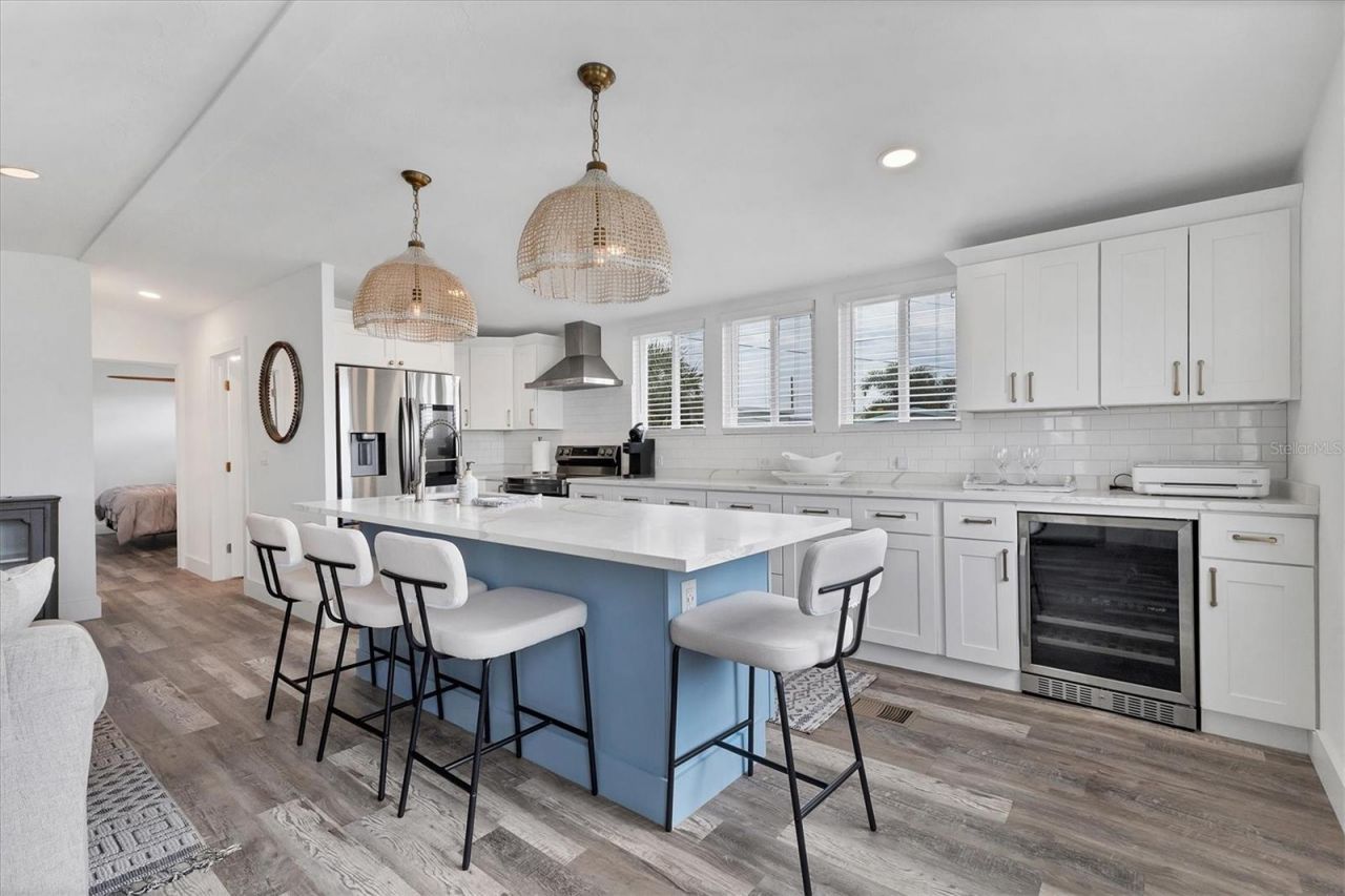 2009 Iowa Avenue, Bradenton, FL 34207 Photo