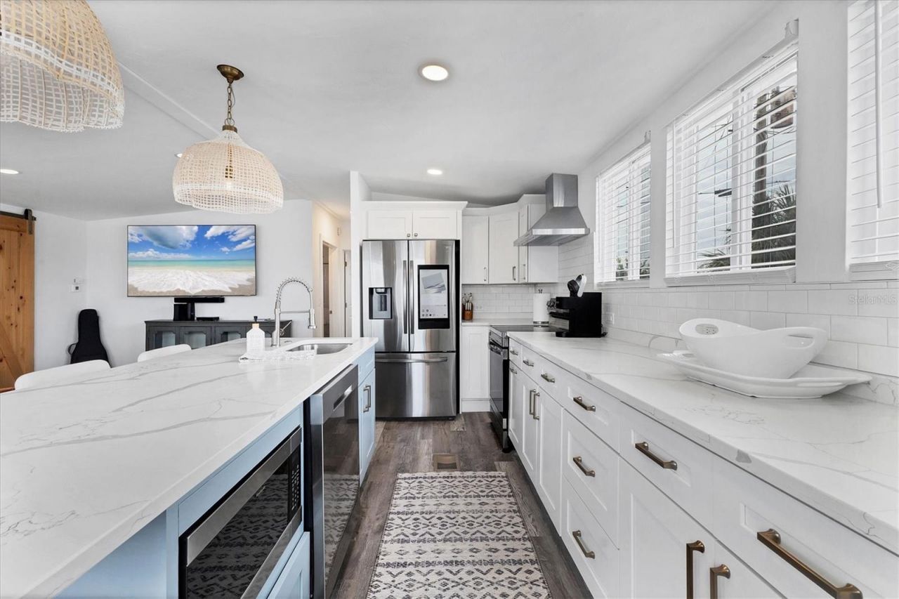 2009 Iowa Avenue, Bradenton, FL 34207 Photo